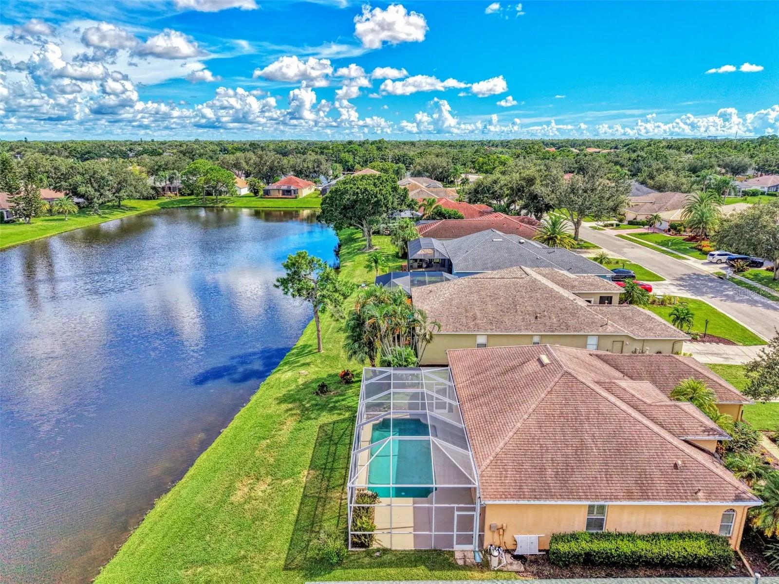 6721 CARLYLE LN — photo 42