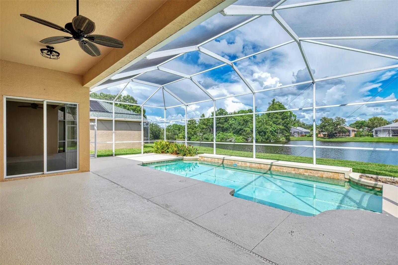 6721 CARLYLE LN — photo 38