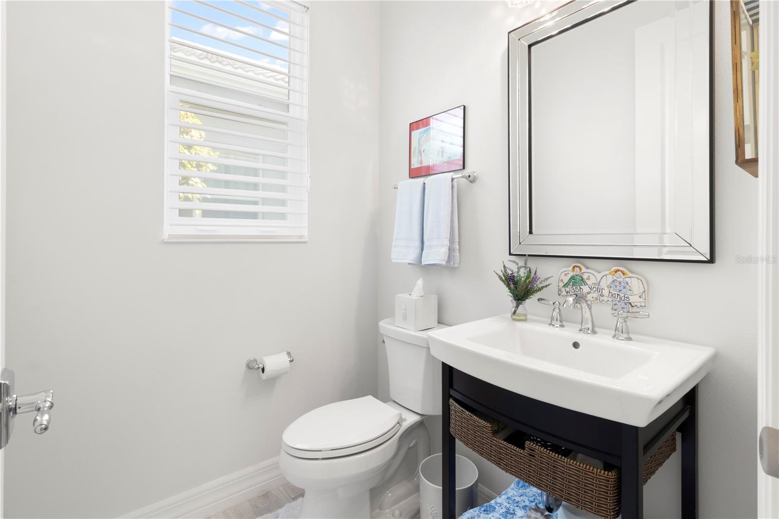 5031 TOBERMORY WAY — photo 32