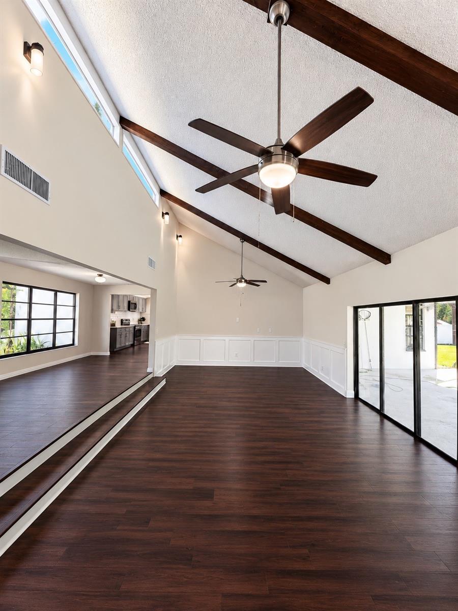 4545 DEBBIE LN — photo 12