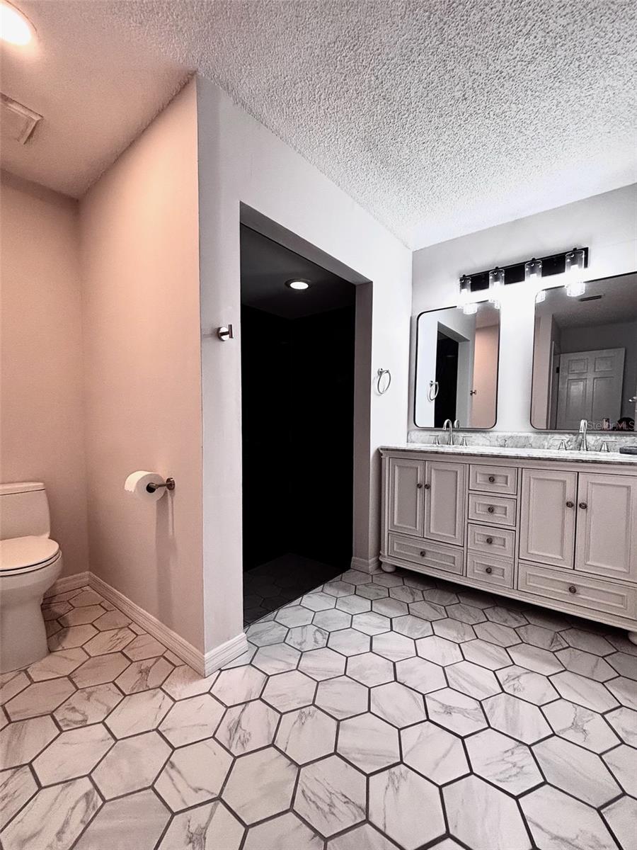 4545 DEBBIE LN — photo 19