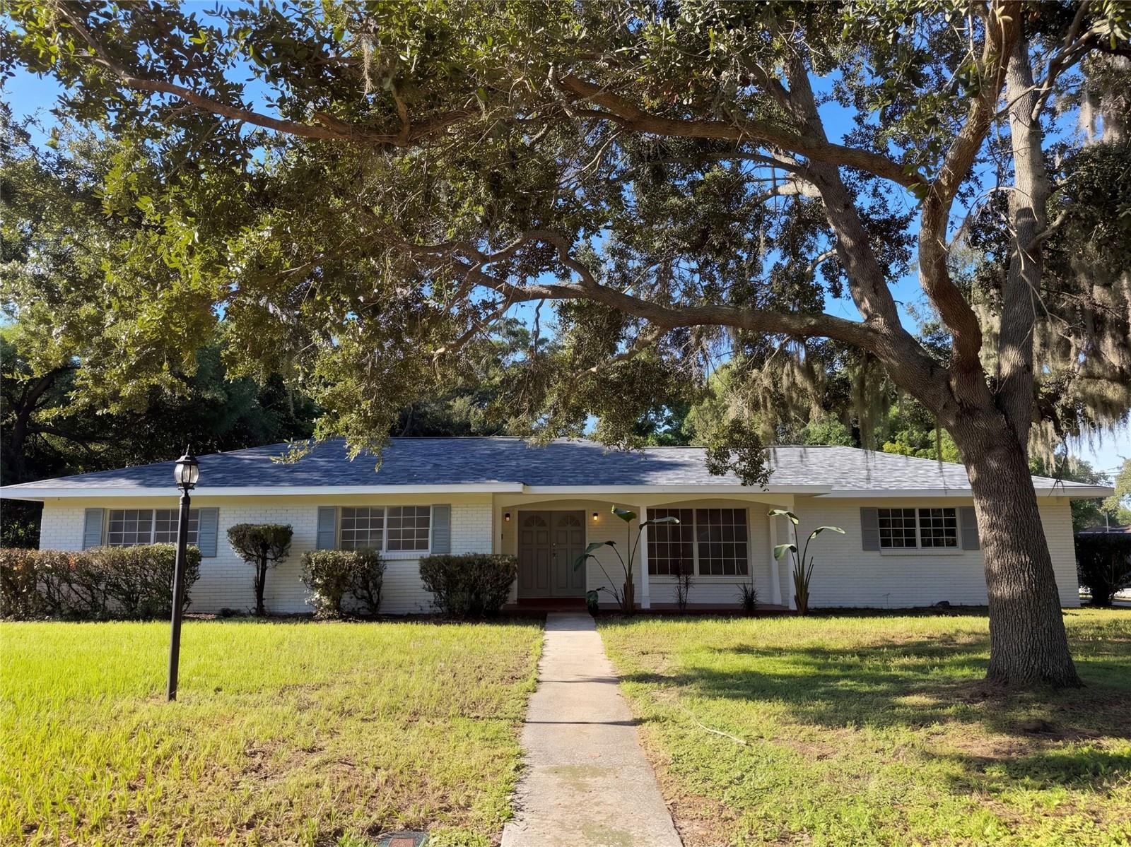 601 CAROLYN DR — photo 26