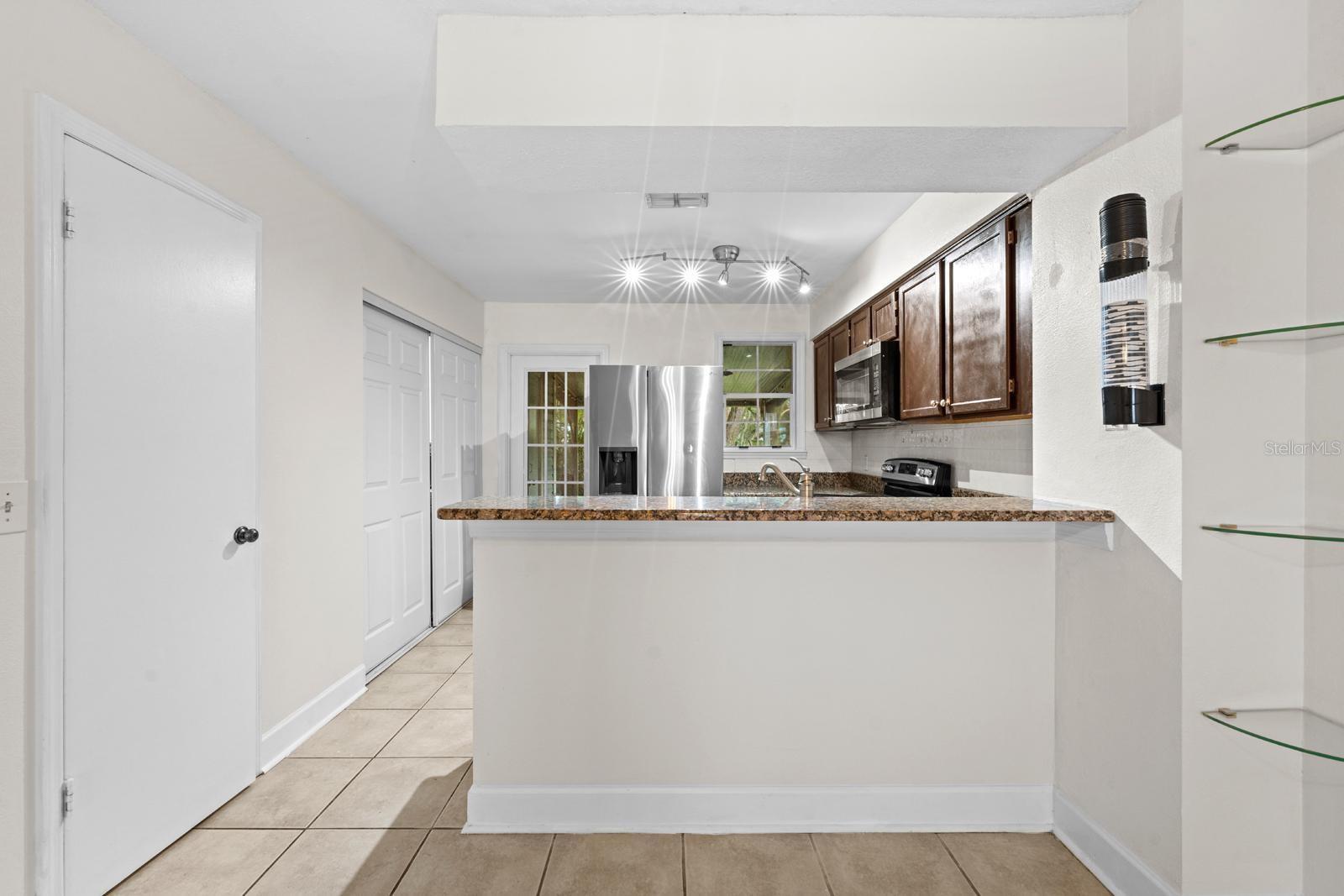 11317 STRATTON PARK DR — photo 13
