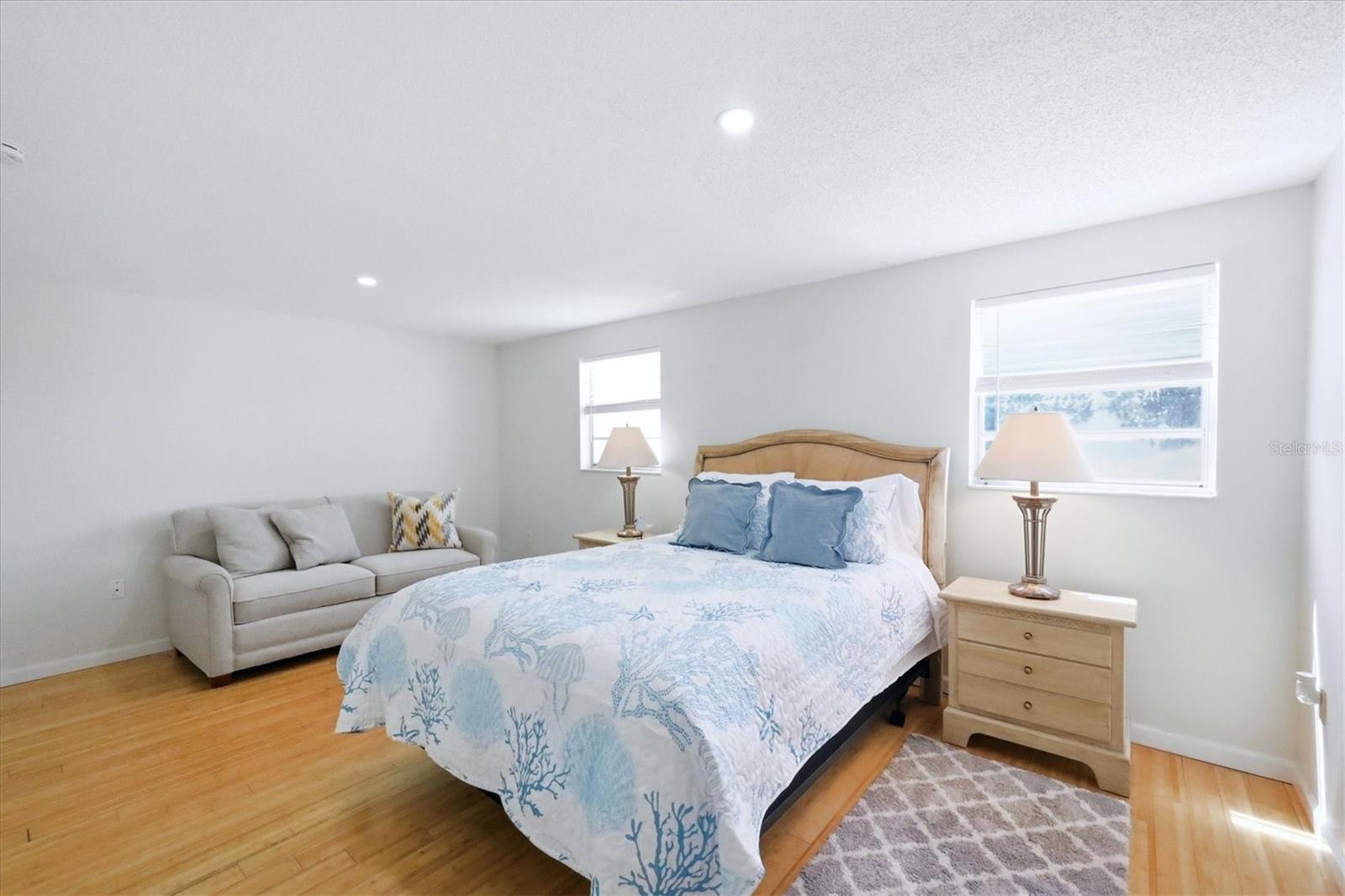 5847 REGENT RD — photo 16