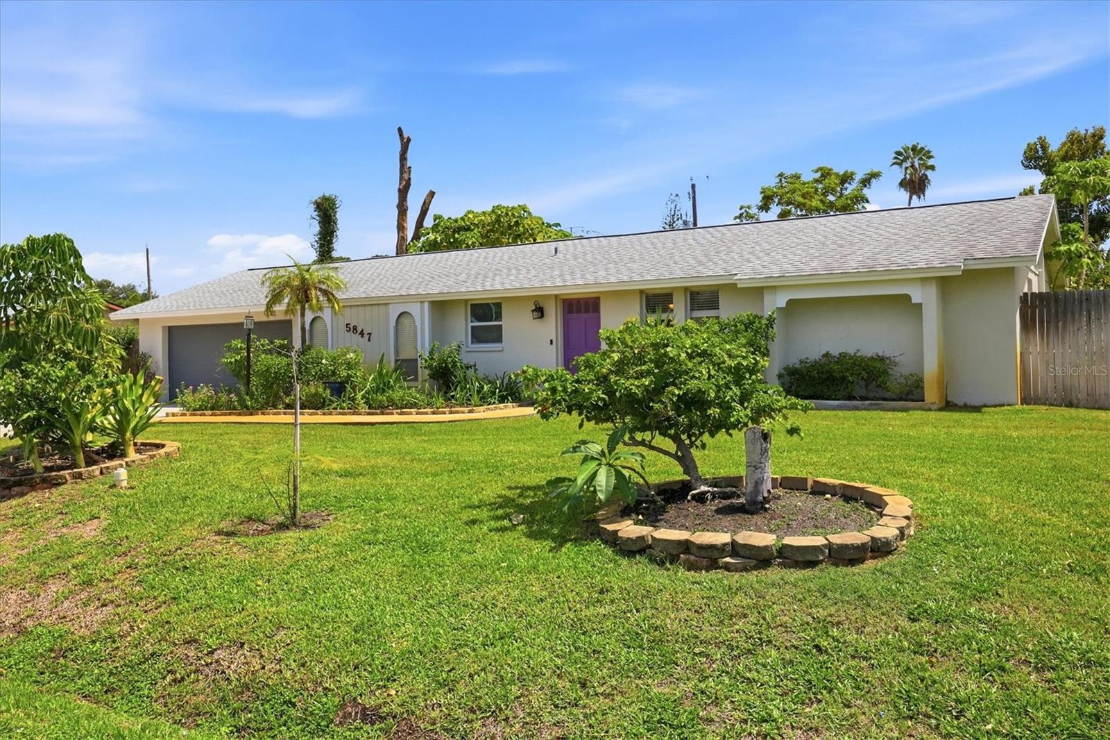 5847 REGENT RD — photo 2