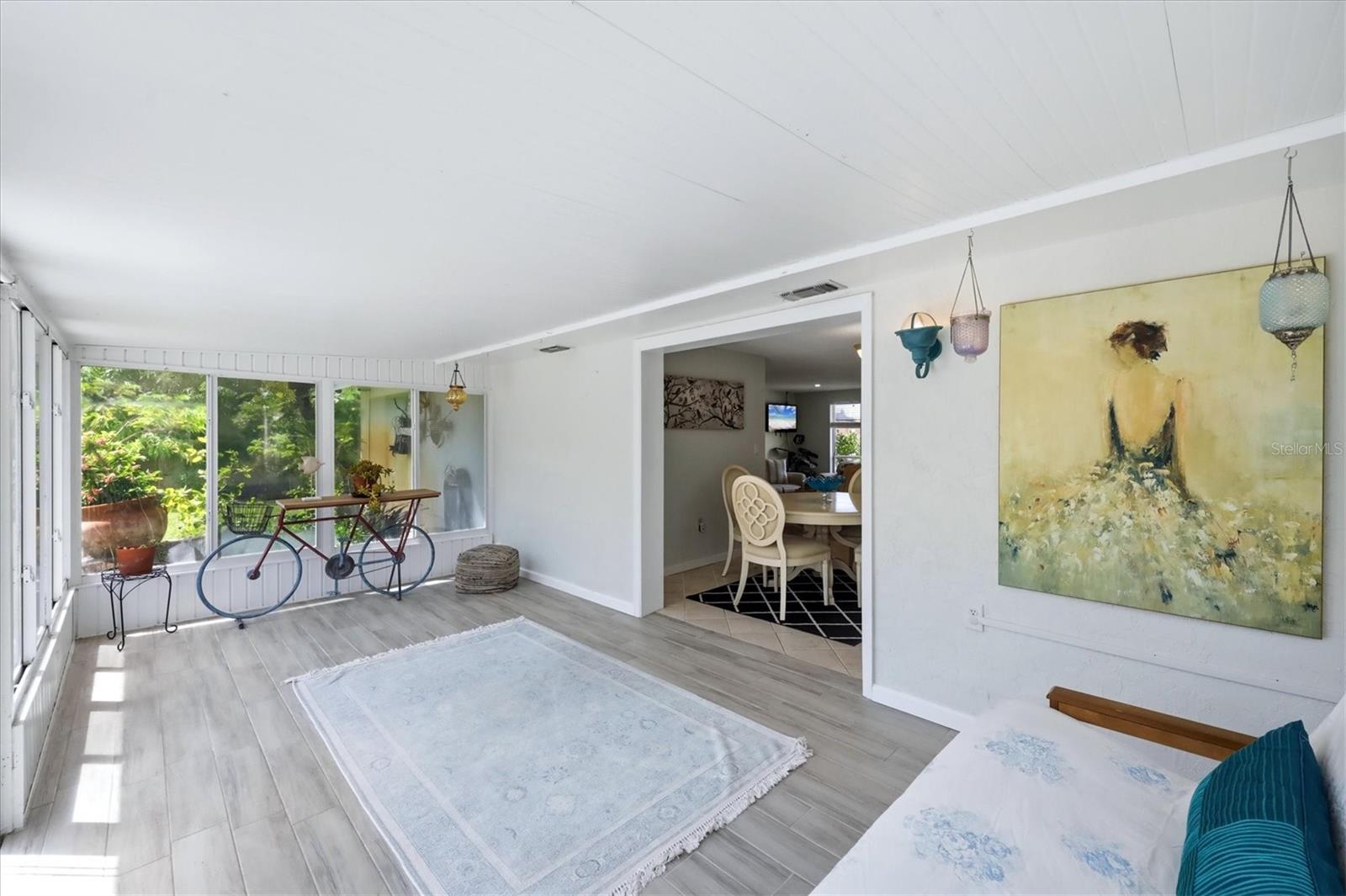5847 REGENT RD — photo 8