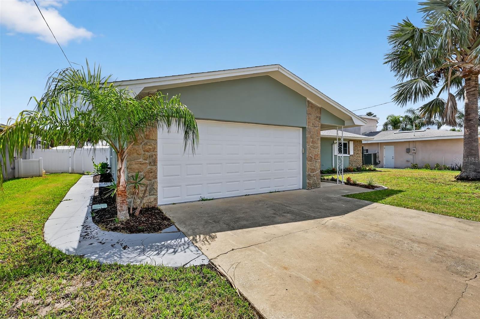 2175 EDYTHE DR — photo 5