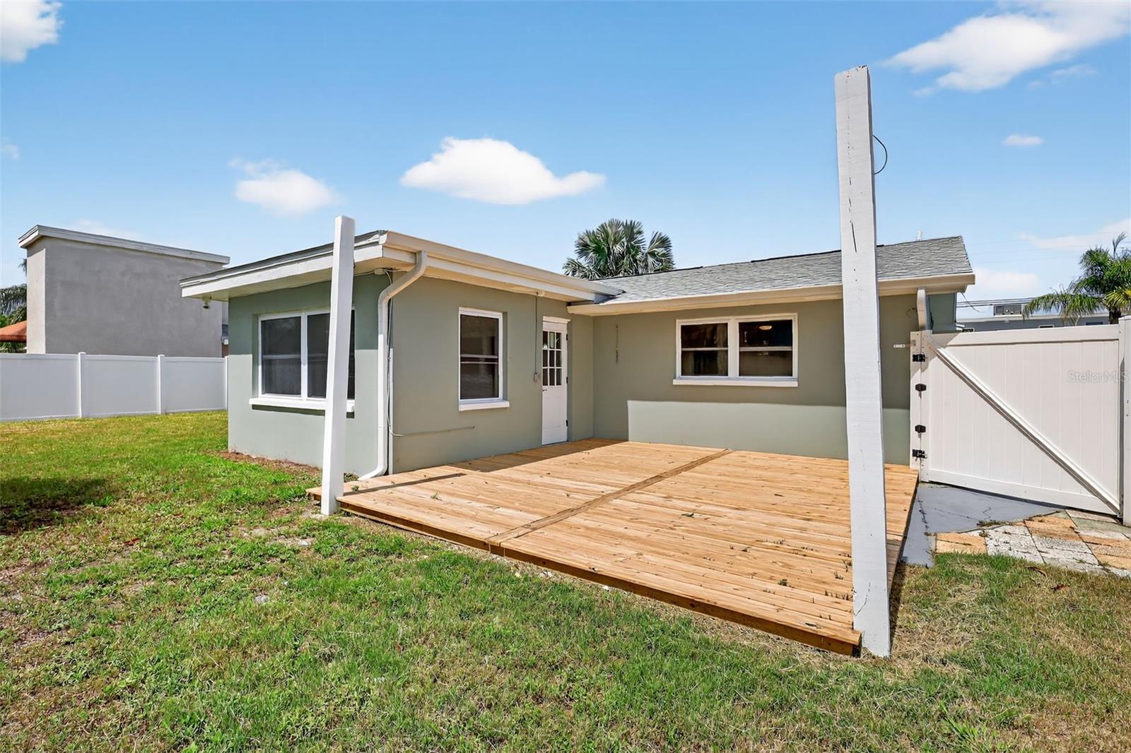 2175 EDYTHE DR — photo 38