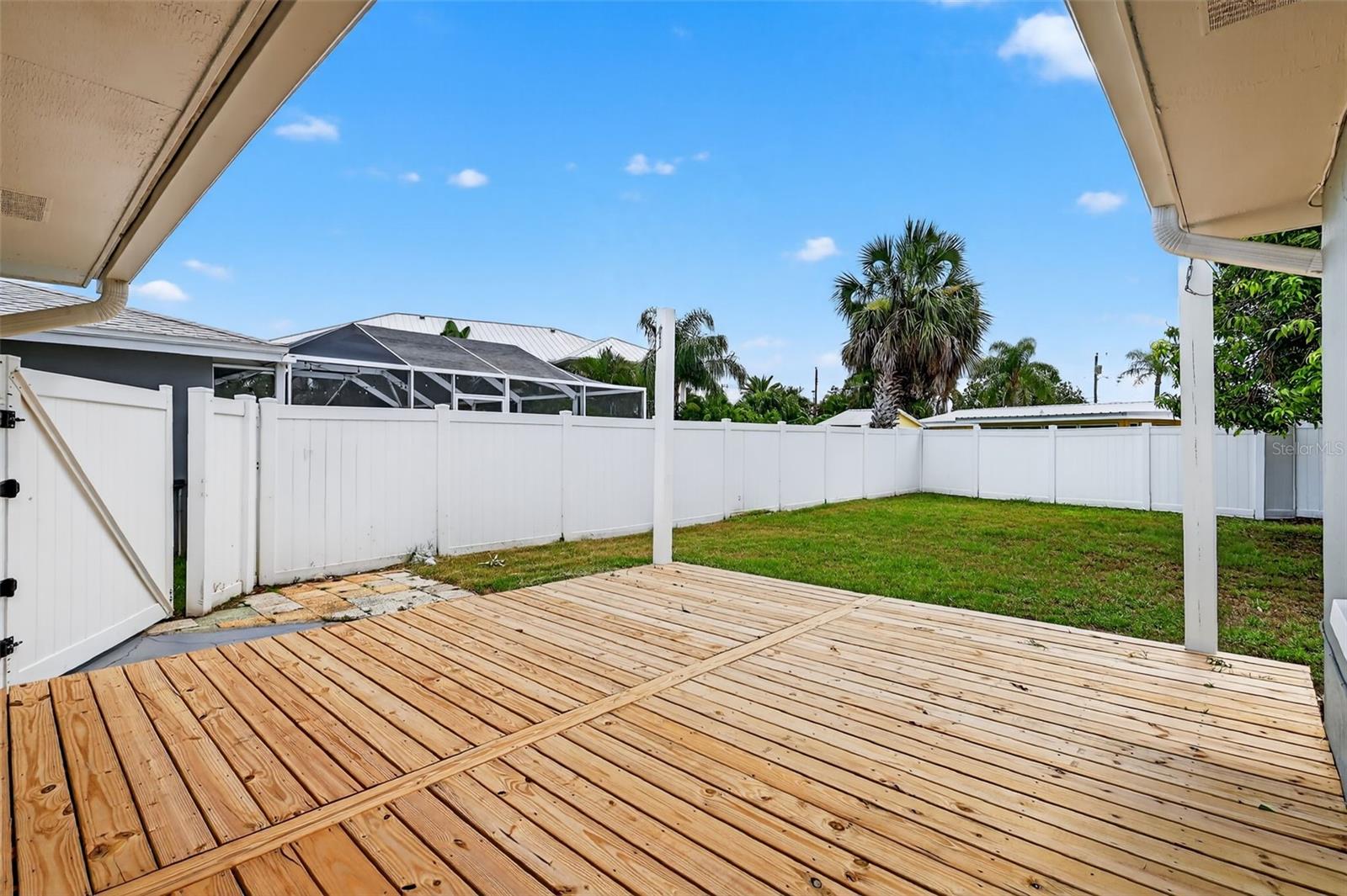 2175 EDYTHE DR — photo 41