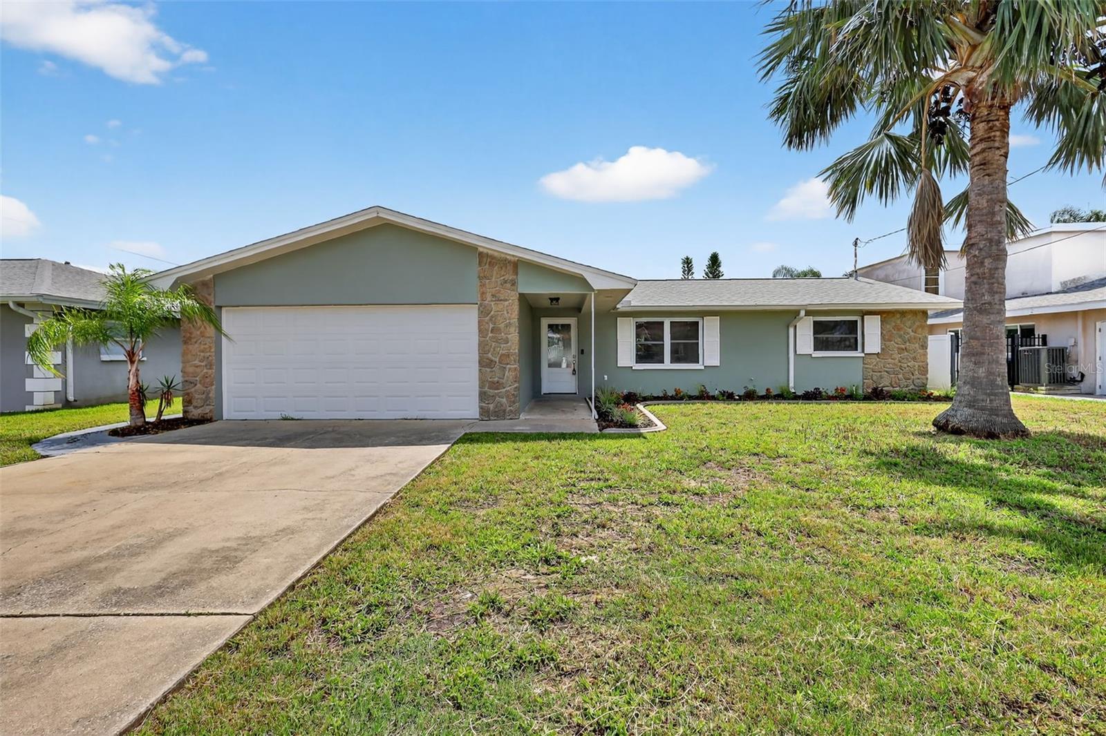 2175 EDYTHE DR — photo 2