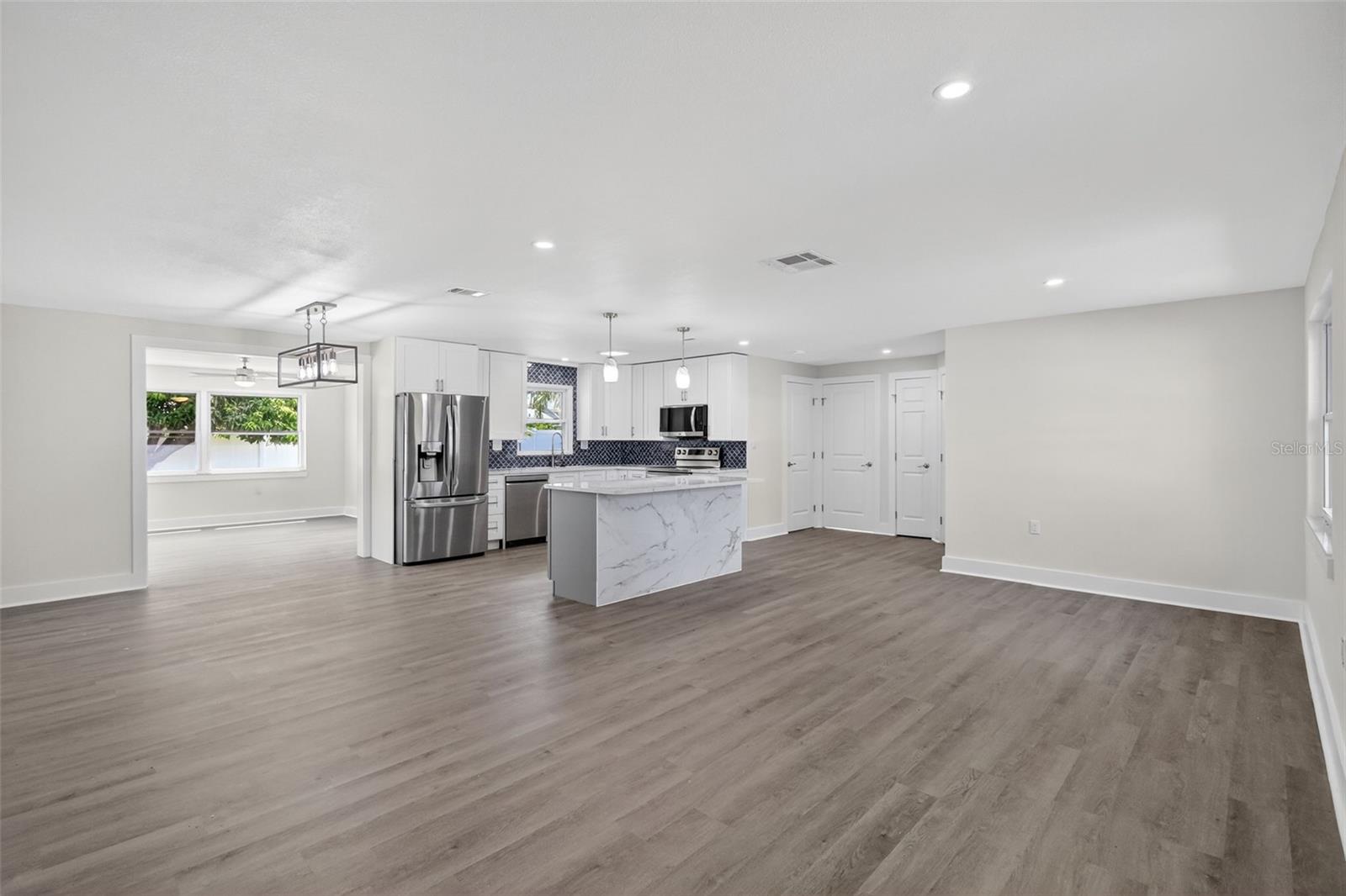 2175 EDYTHE DR — photo 7