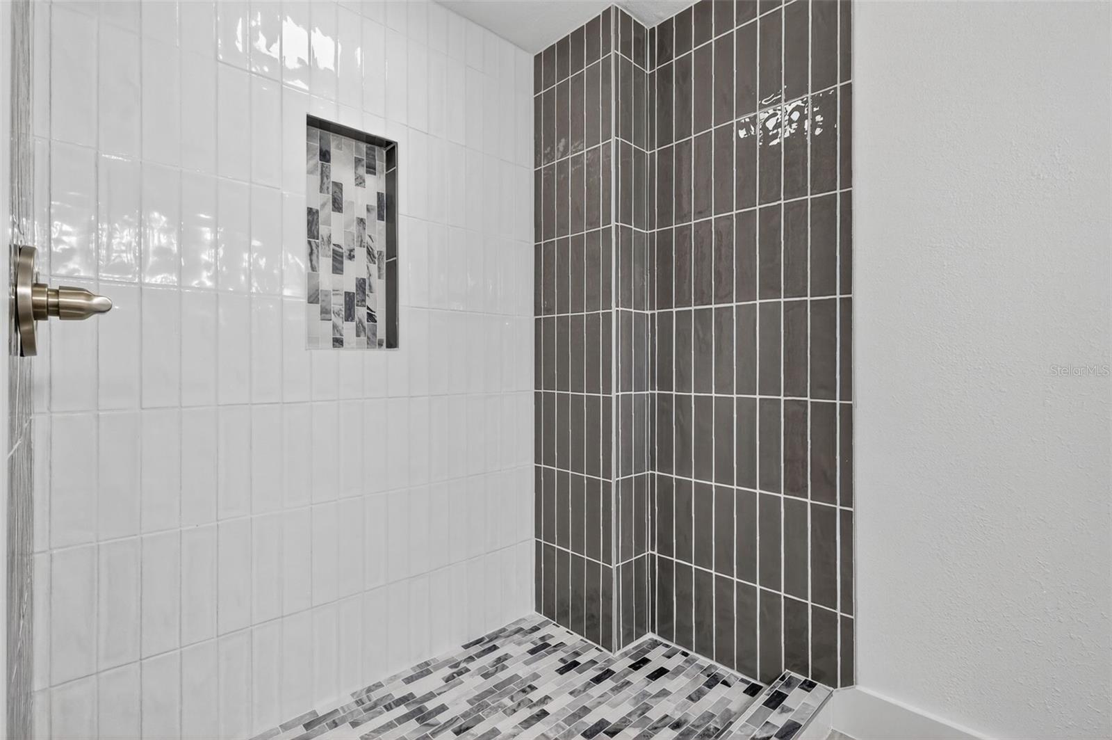 2175 EDYTHE DR — photo 25