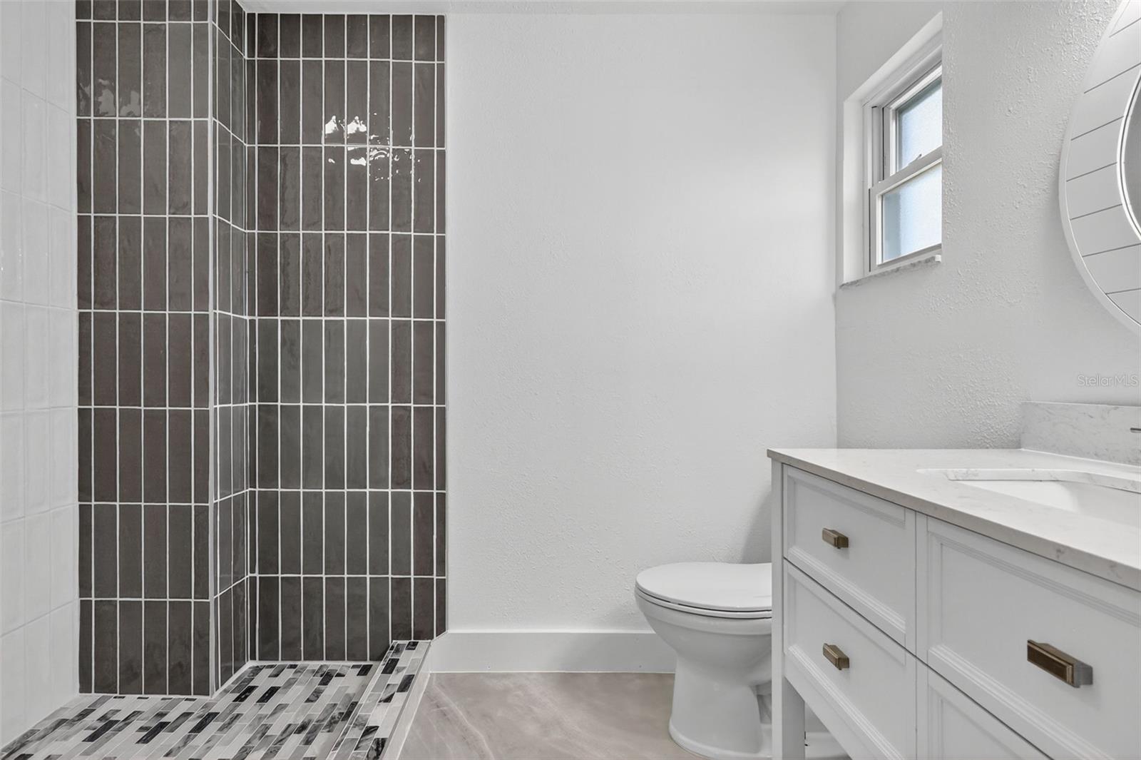 2175 EDYTHE DR — photo 23