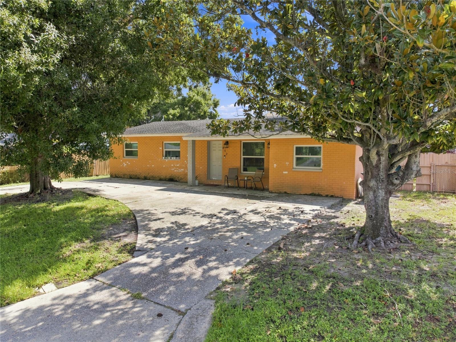 802 PAPAYA DR — photo 5