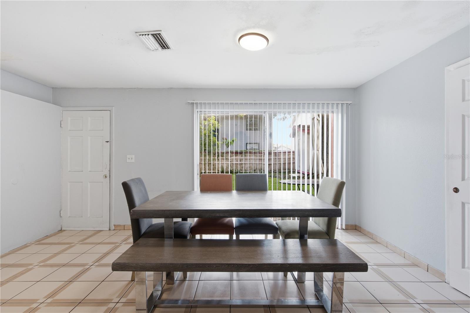 802 PAPAYA DR — photo 22