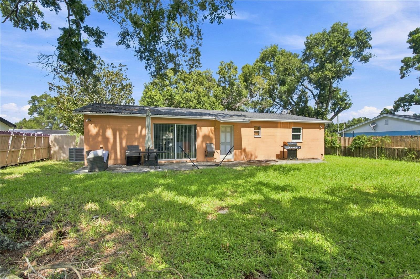 802 PAPAYA DR — photo 15