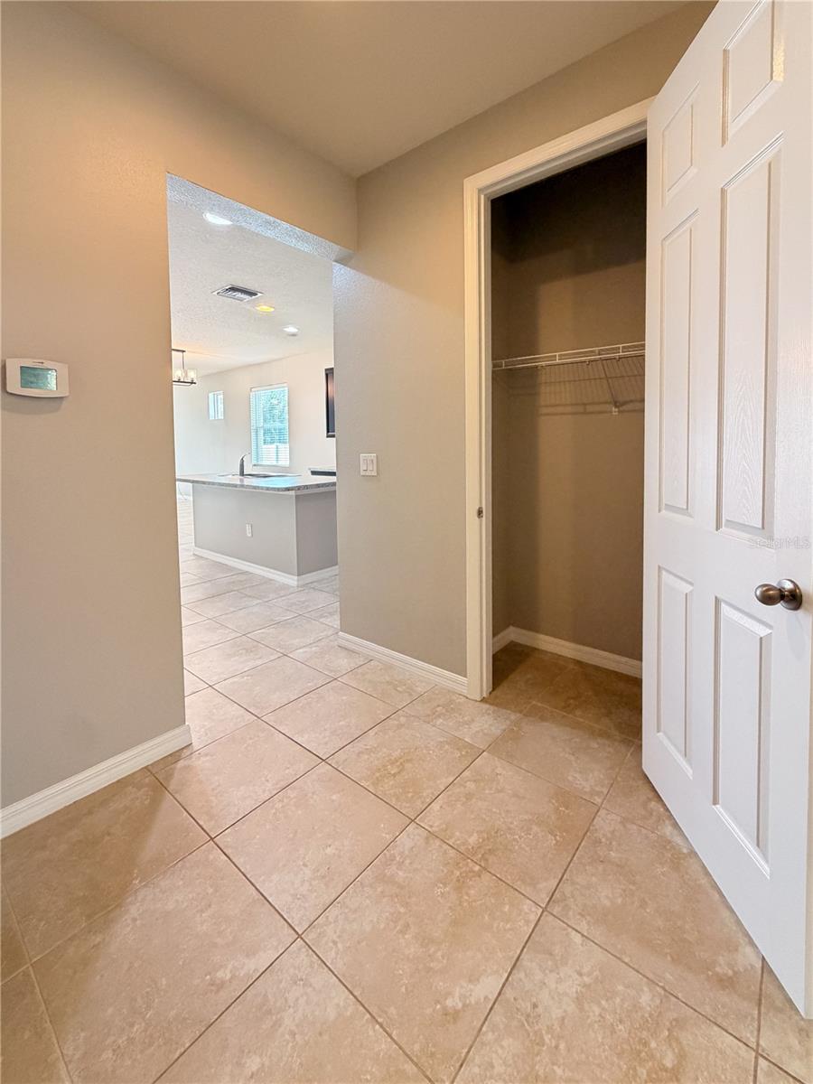 5022 SUNCATCHER DR — photo 9