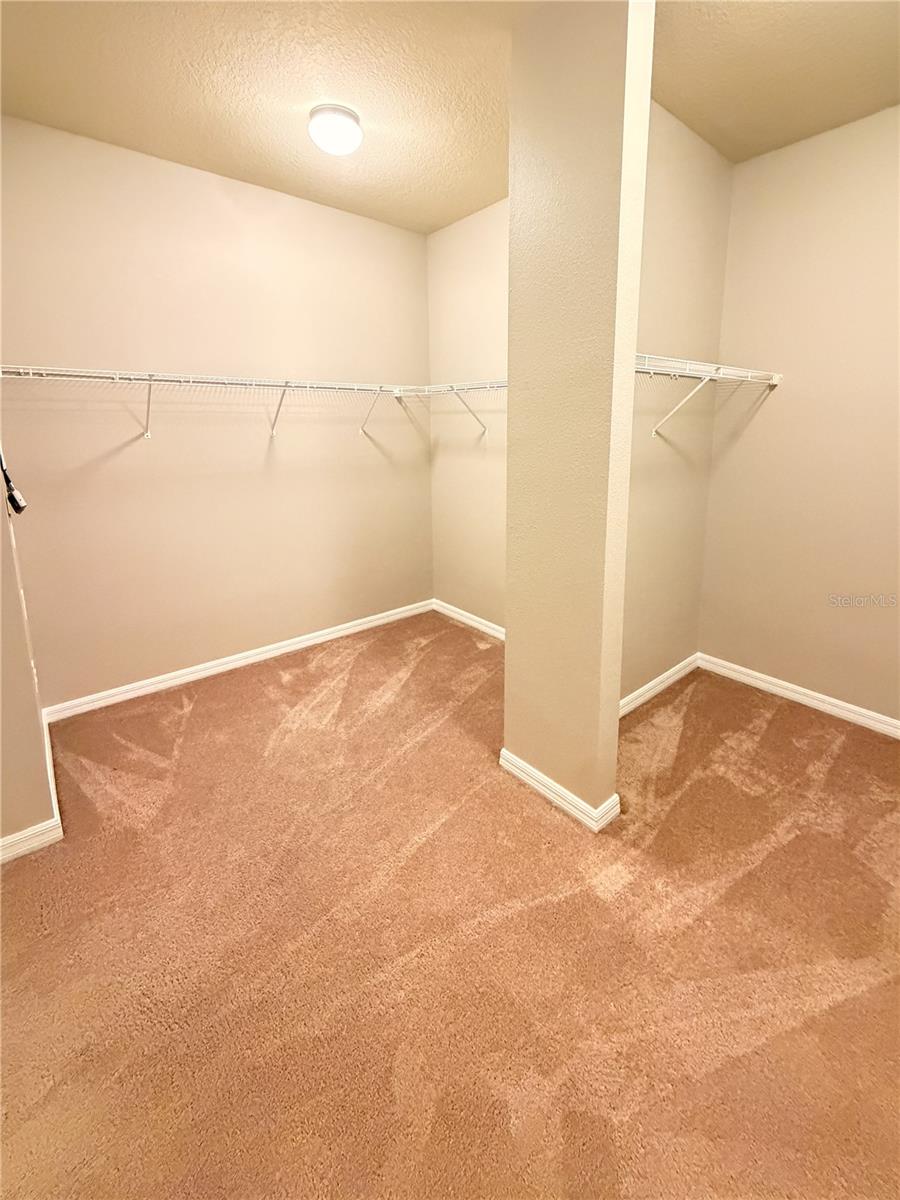 5022 SUNCATCHER DR — photo 31
