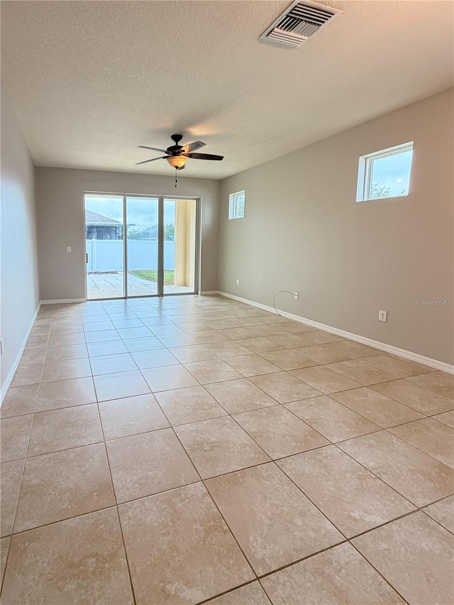 5022 SUNCATCHER DR — photo 20