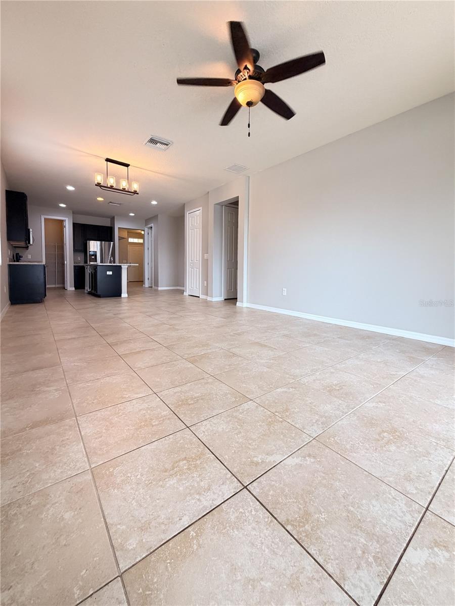 5022 SUNCATCHER DR — photo 21