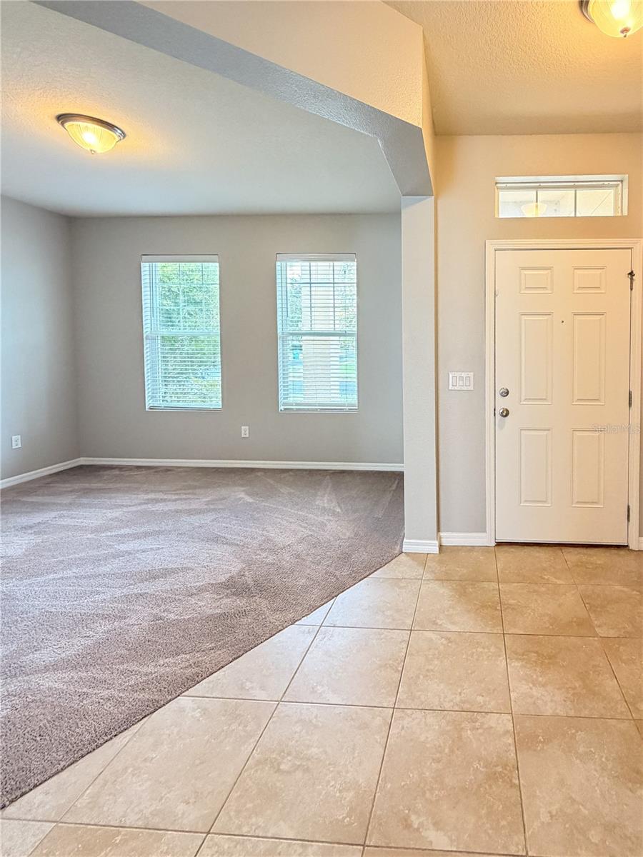 5022 SUNCATCHER DR — photo 5