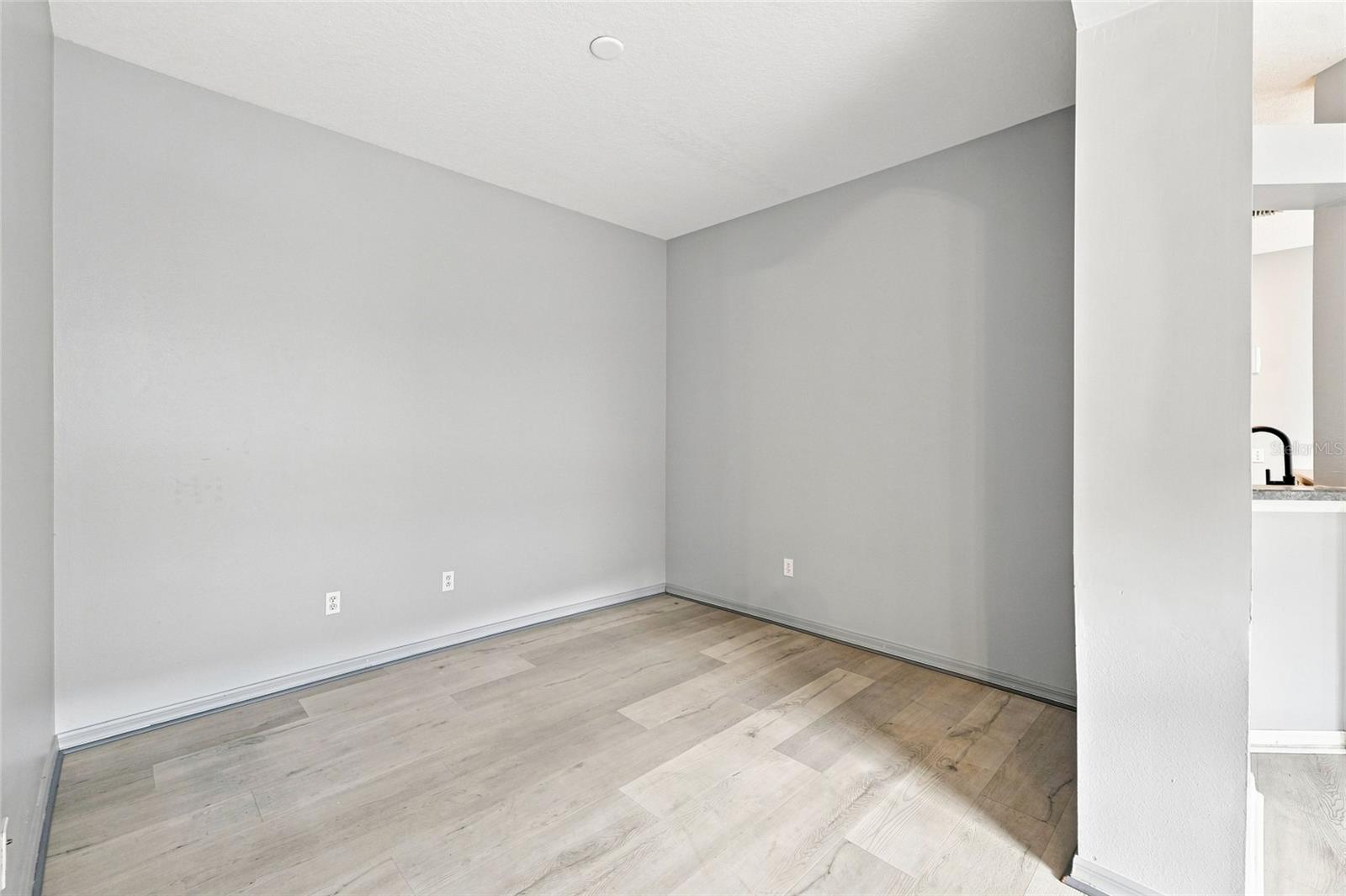 19126 WHITE WING PL — photo 9