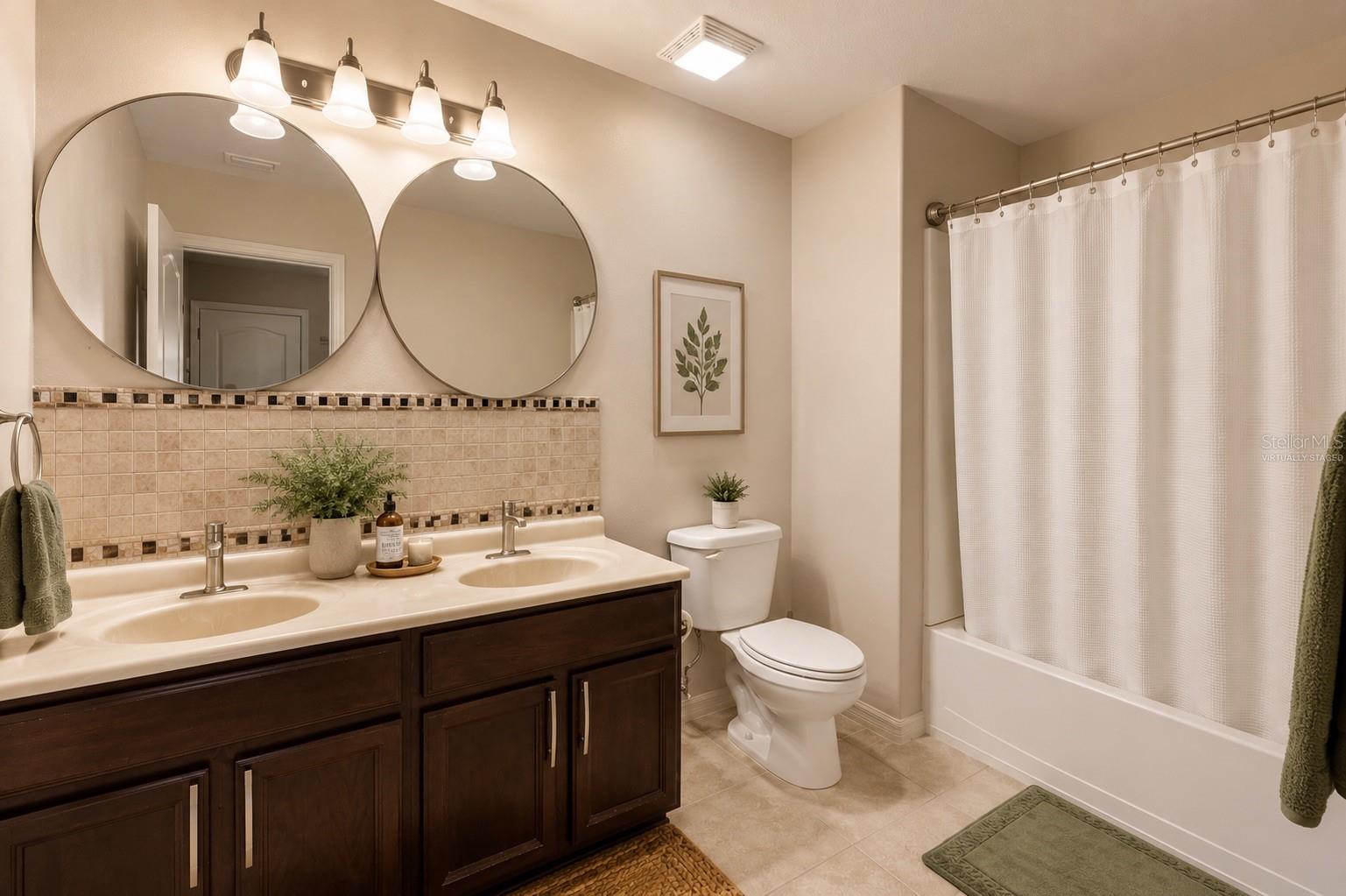 9026 SIENNA MOSS LN — photo 29