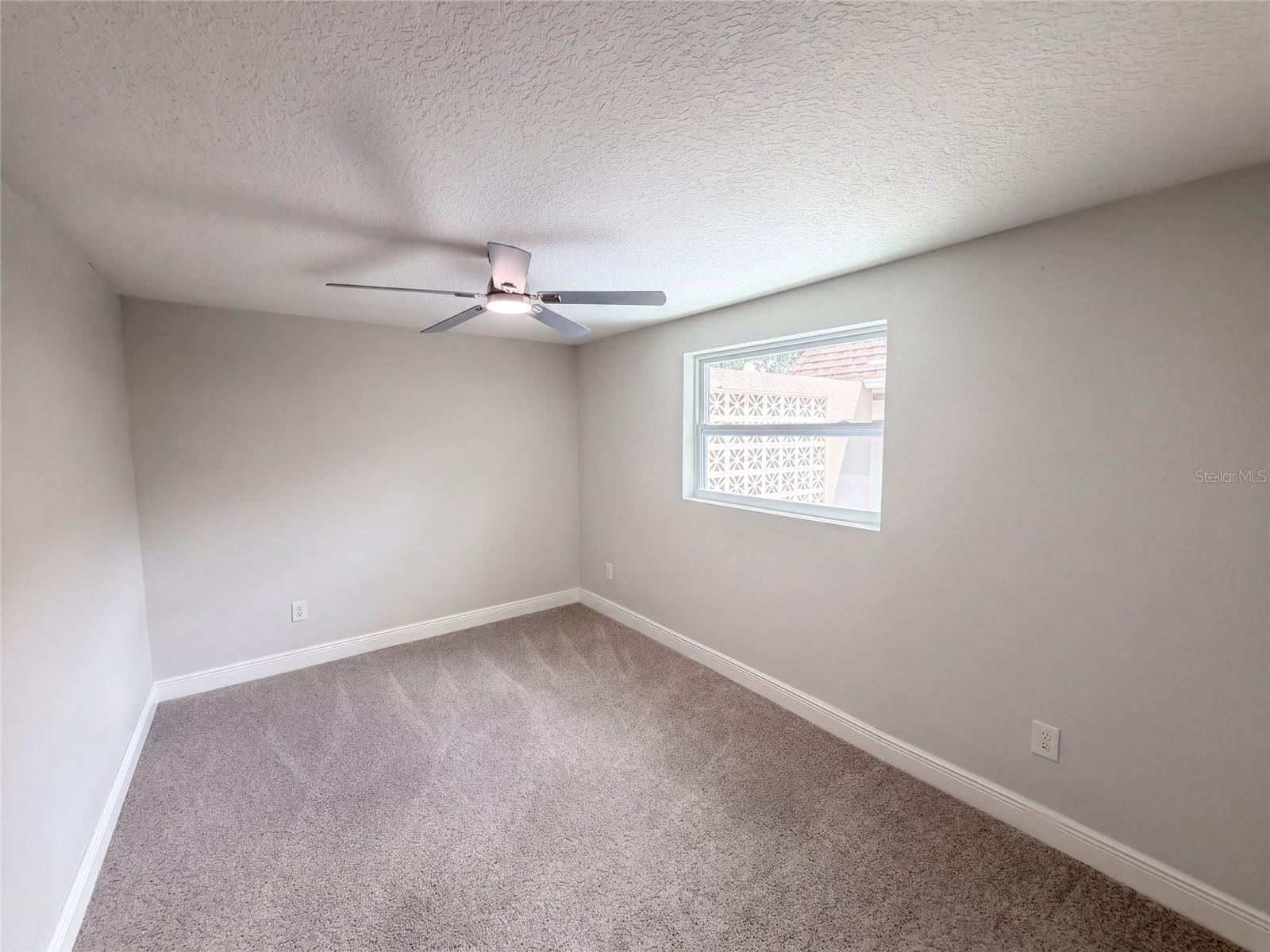 5324 REEF DR — photo 9