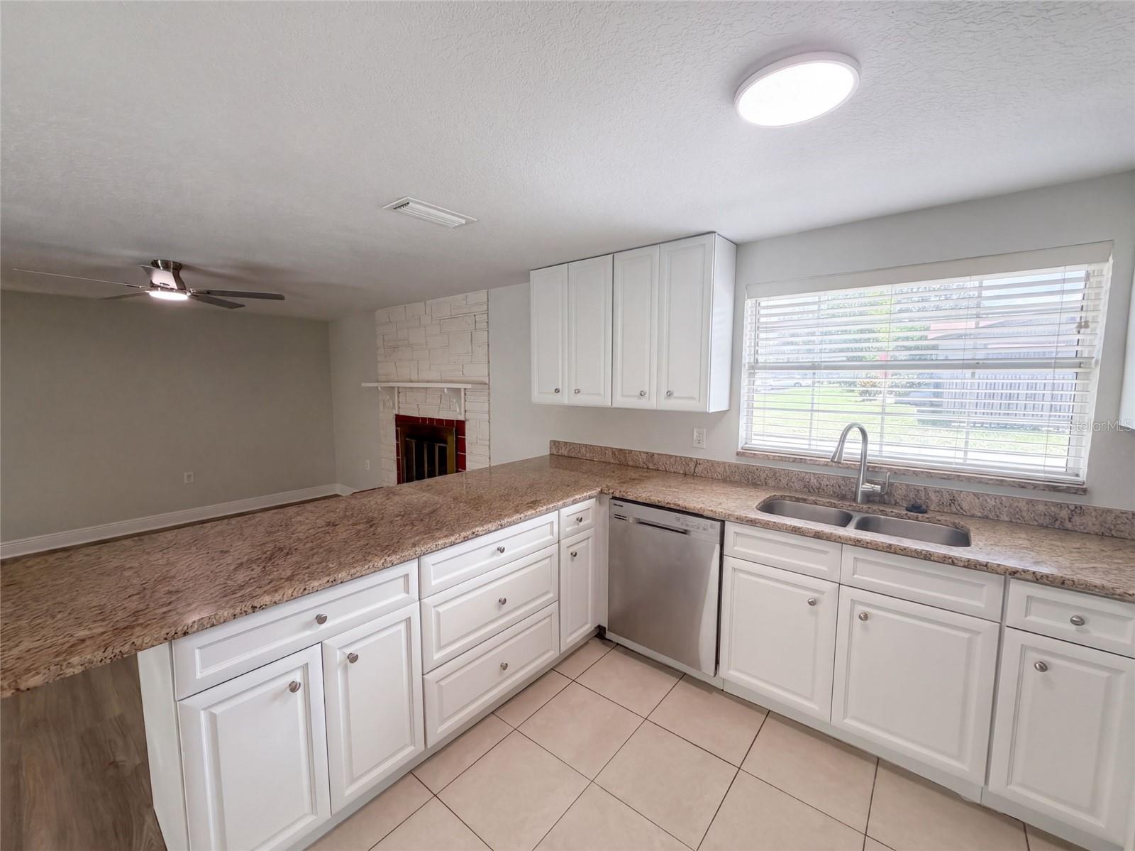 5324 REEF DR — photo 7