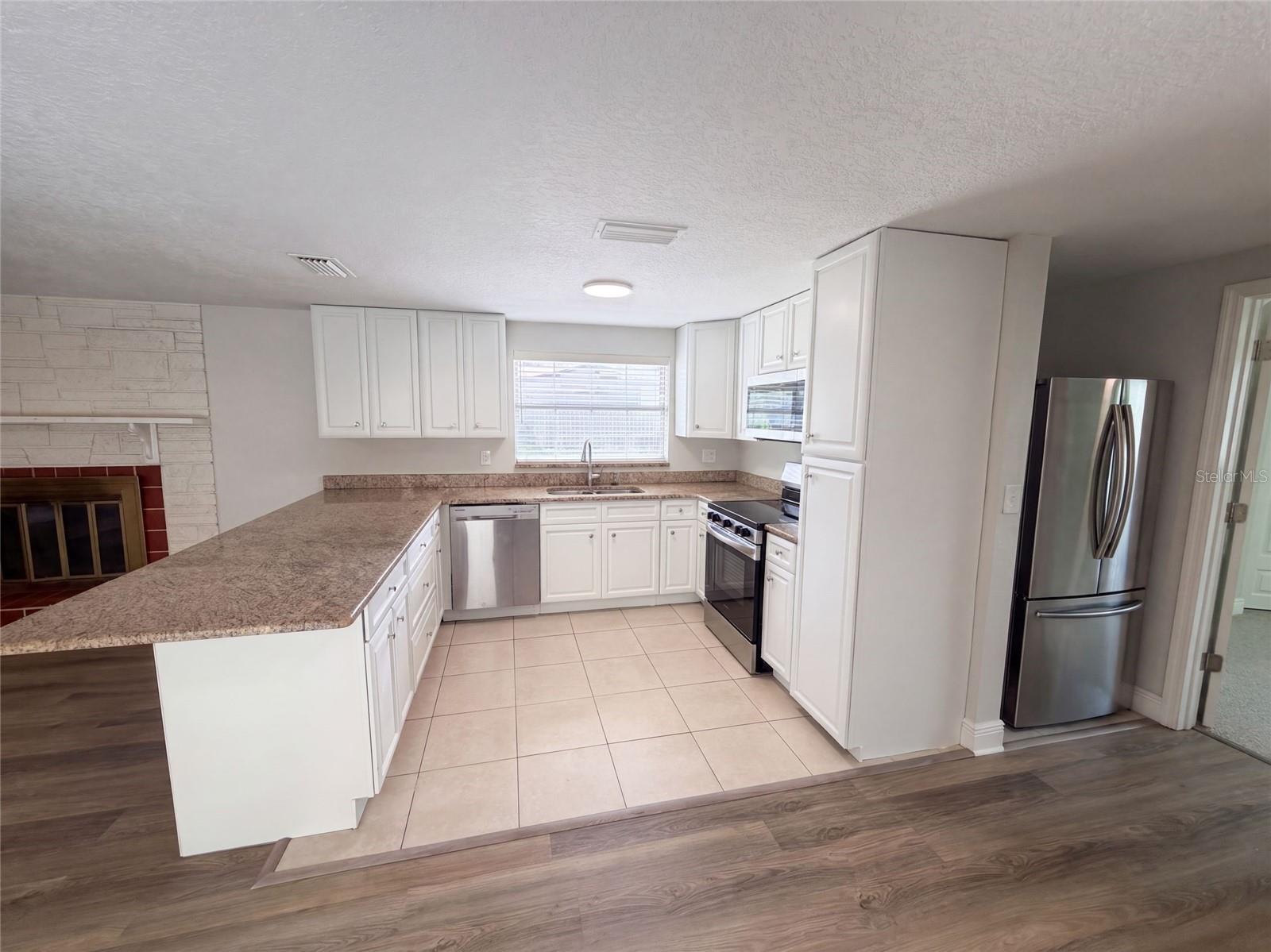 5324 REEF DR — photo 5