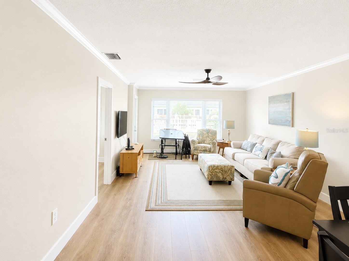9718 HERNANDO CT — photo 3