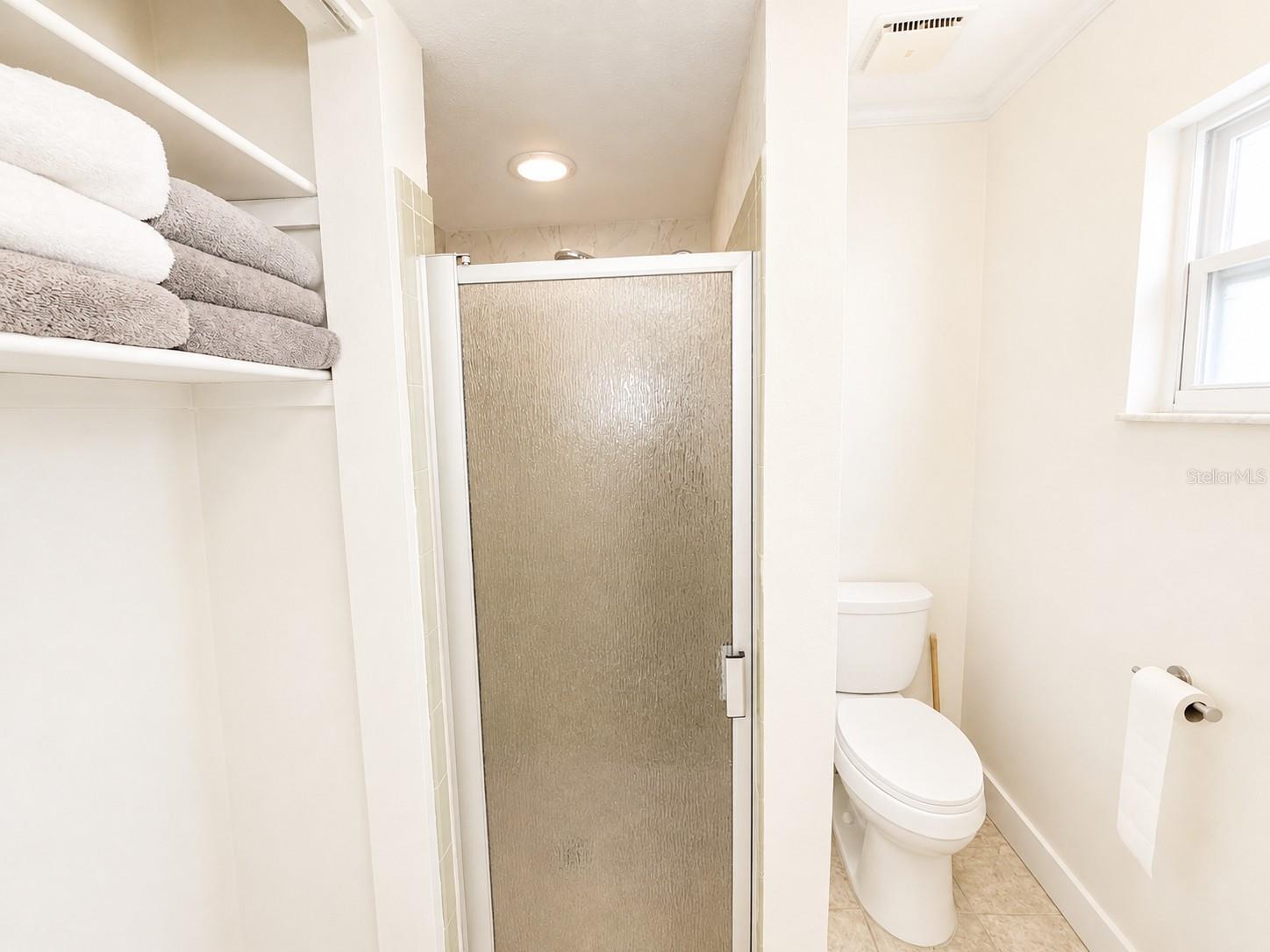 9718 HERNANDO CT — photo 8