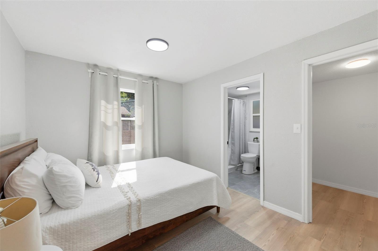 3607 E 24TH AVE — photo 20