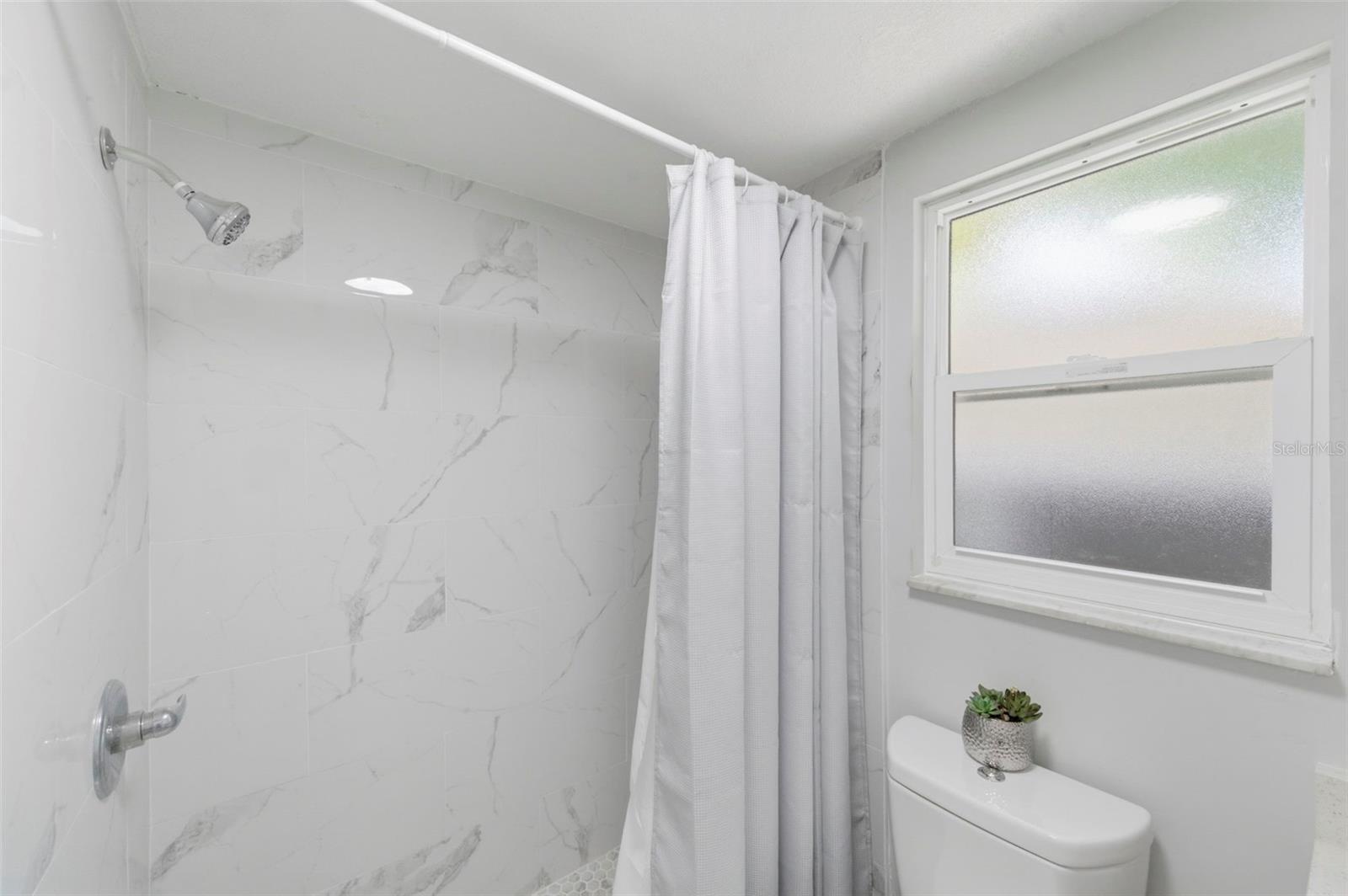 3607 E 24TH AVE — photo 24