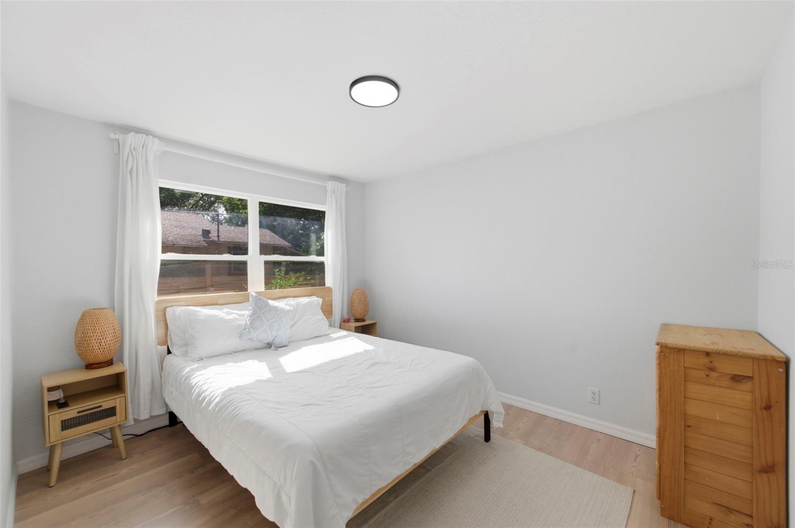 3607 E 24TH AVE — photo 26