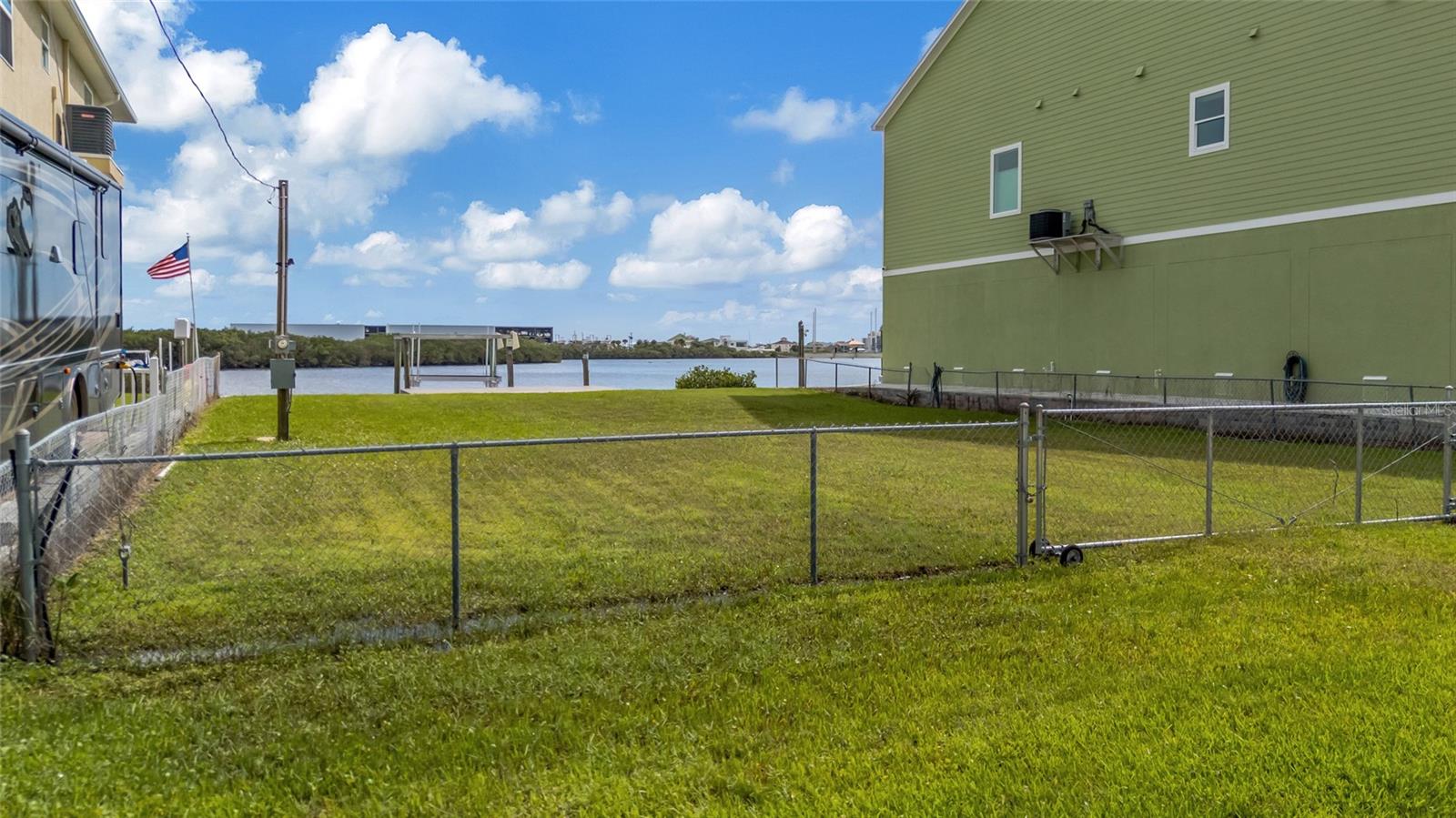 6522 SEAVIEW BLVD — photo 28