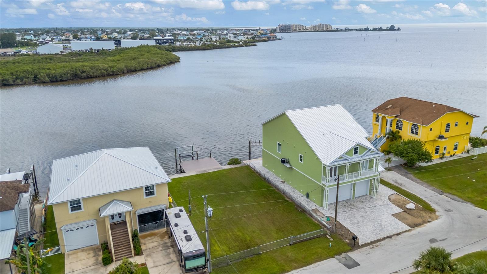 6522 SEAVIEW BLVD — photo 6