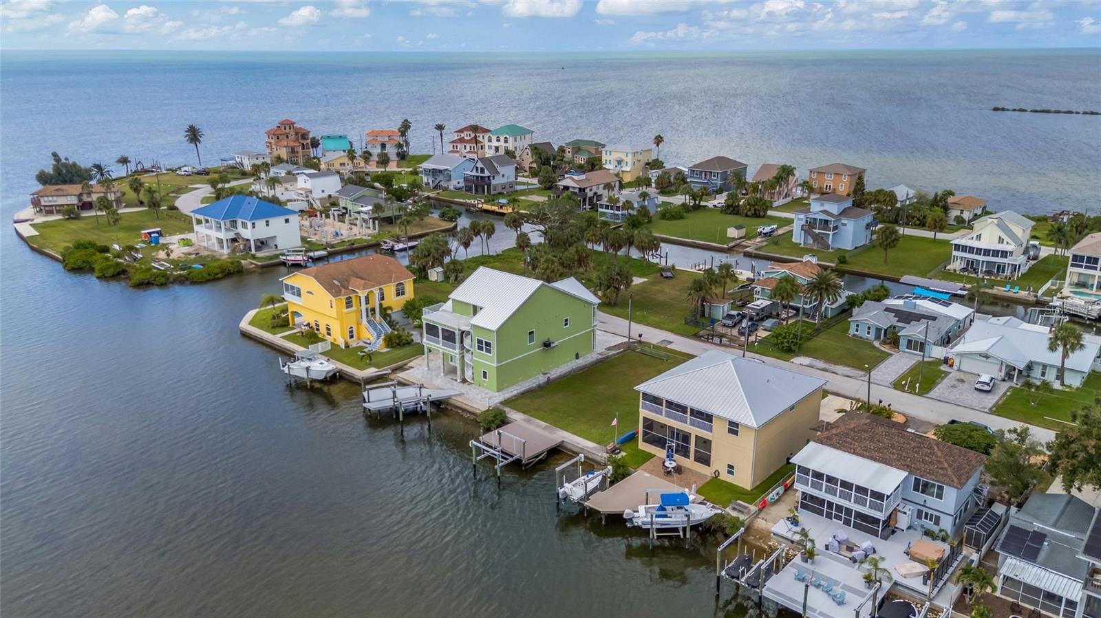 6522 SEAVIEW BLVD — photo 9