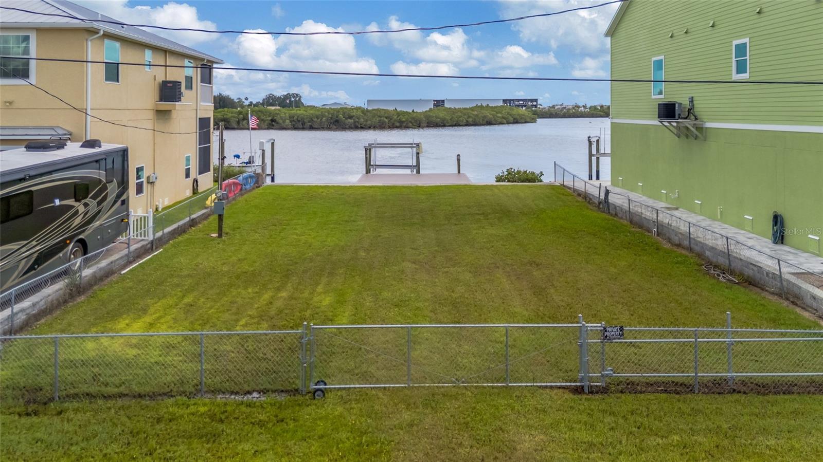 6522 SEAVIEW BLVD — photo 4