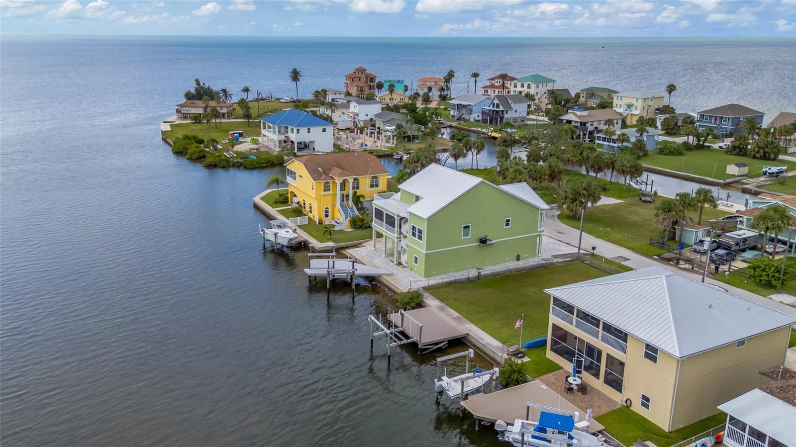 6522 SEAVIEW BLVD — photo 8