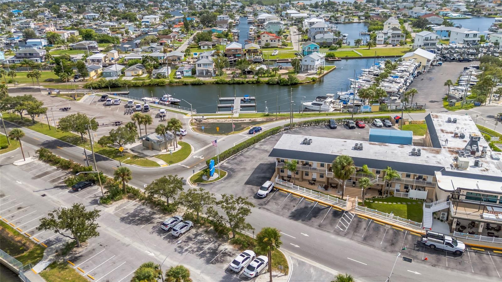 6522 SEAVIEW BLVD — photo 37