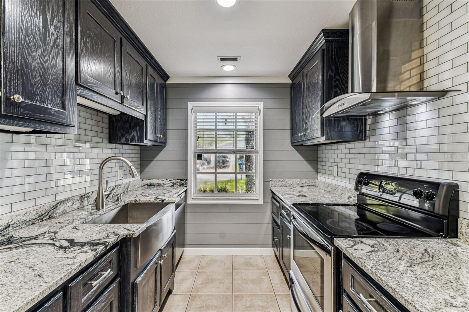 3122 W HARTNETT AVE — photo 12