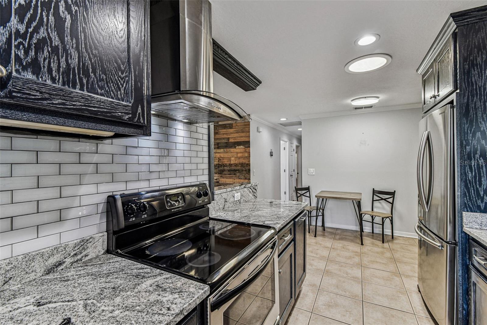 3122 W HARTNETT AVE — photo 16