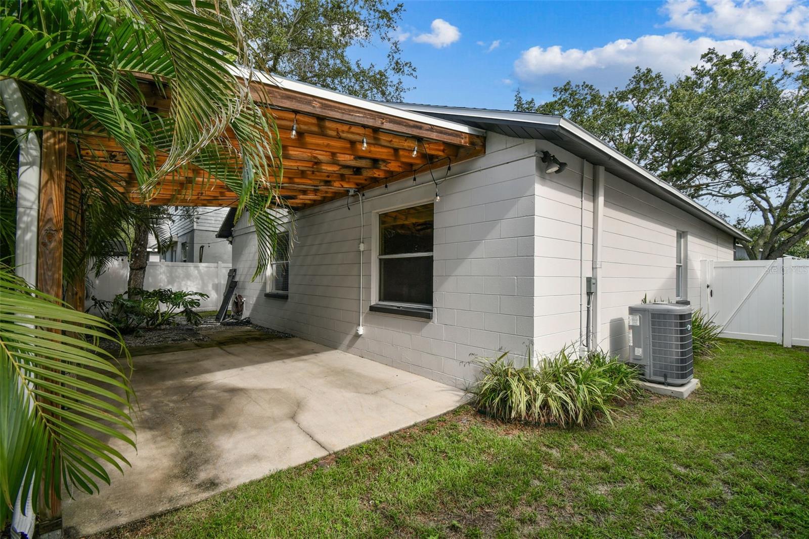 3122 W HARTNETT AVE — photo 33