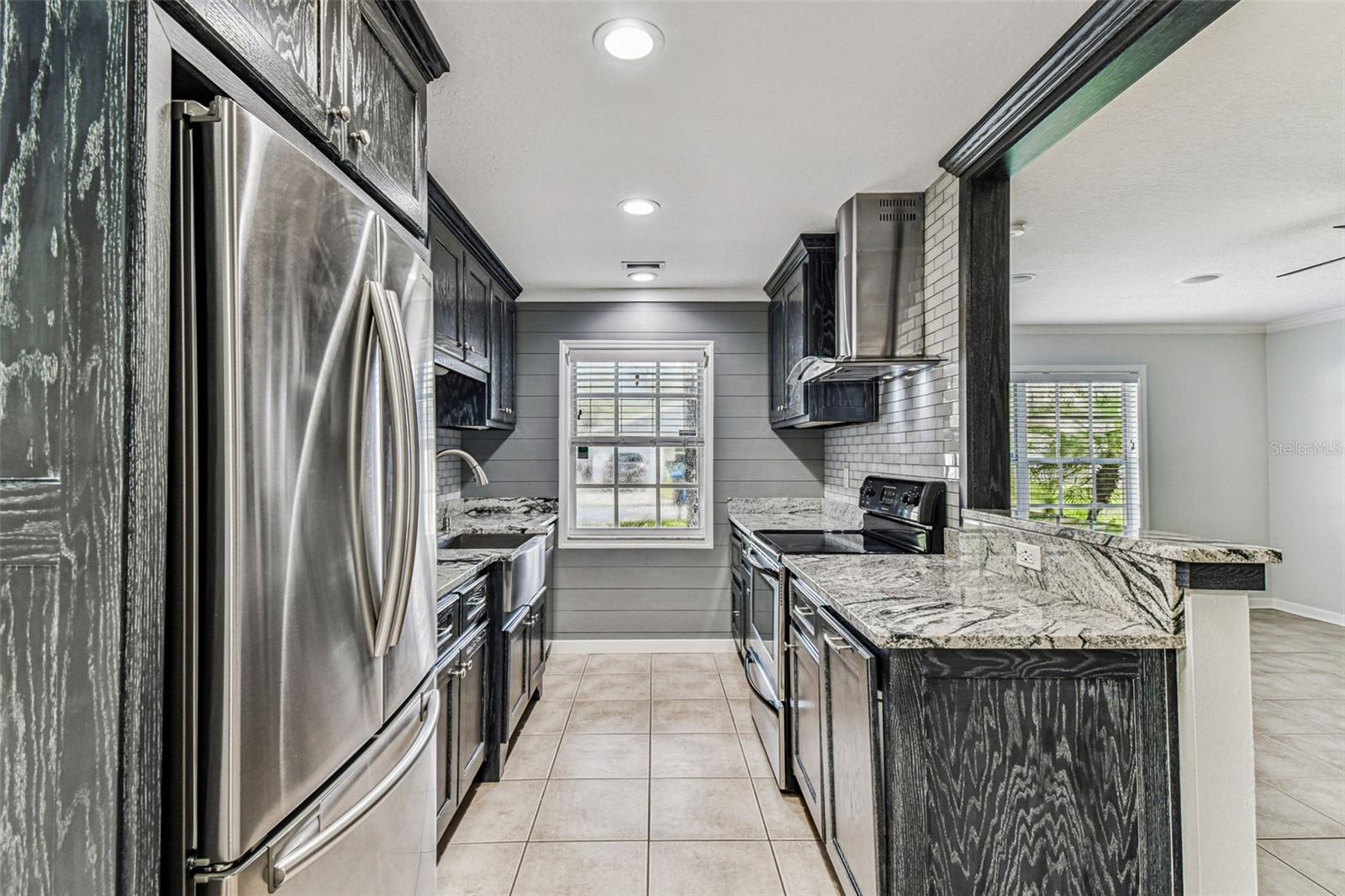 3122 W HARTNETT AVE — photo 10