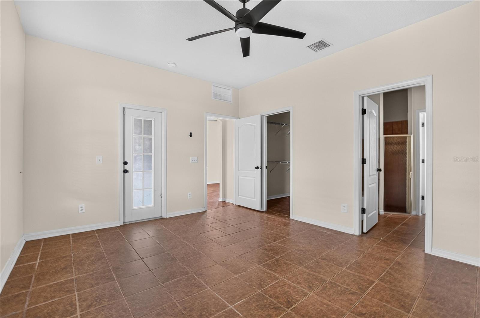 1824 ATLANTIC DR — photo 26