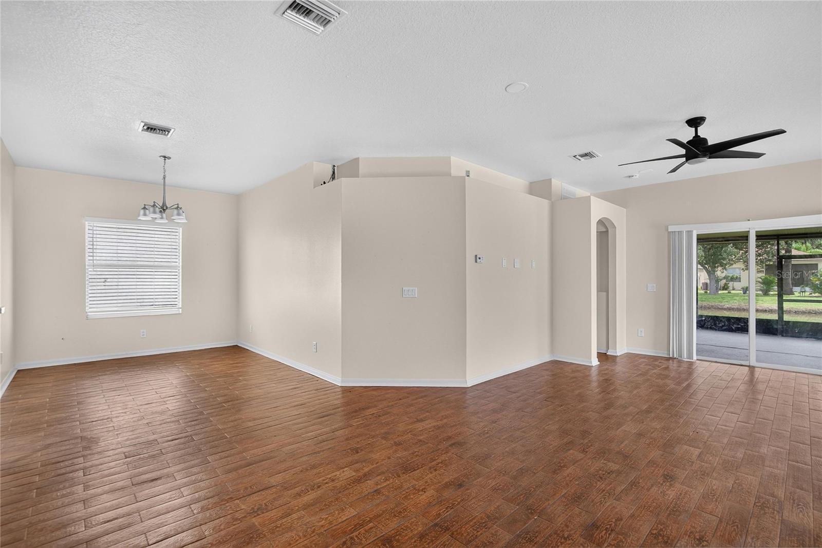 1824 ATLANTIC DR — photo 7