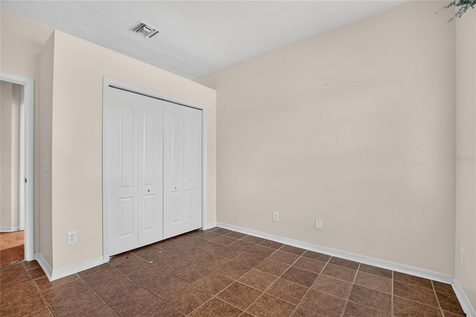 1824 ATLANTIC DR — photo 23