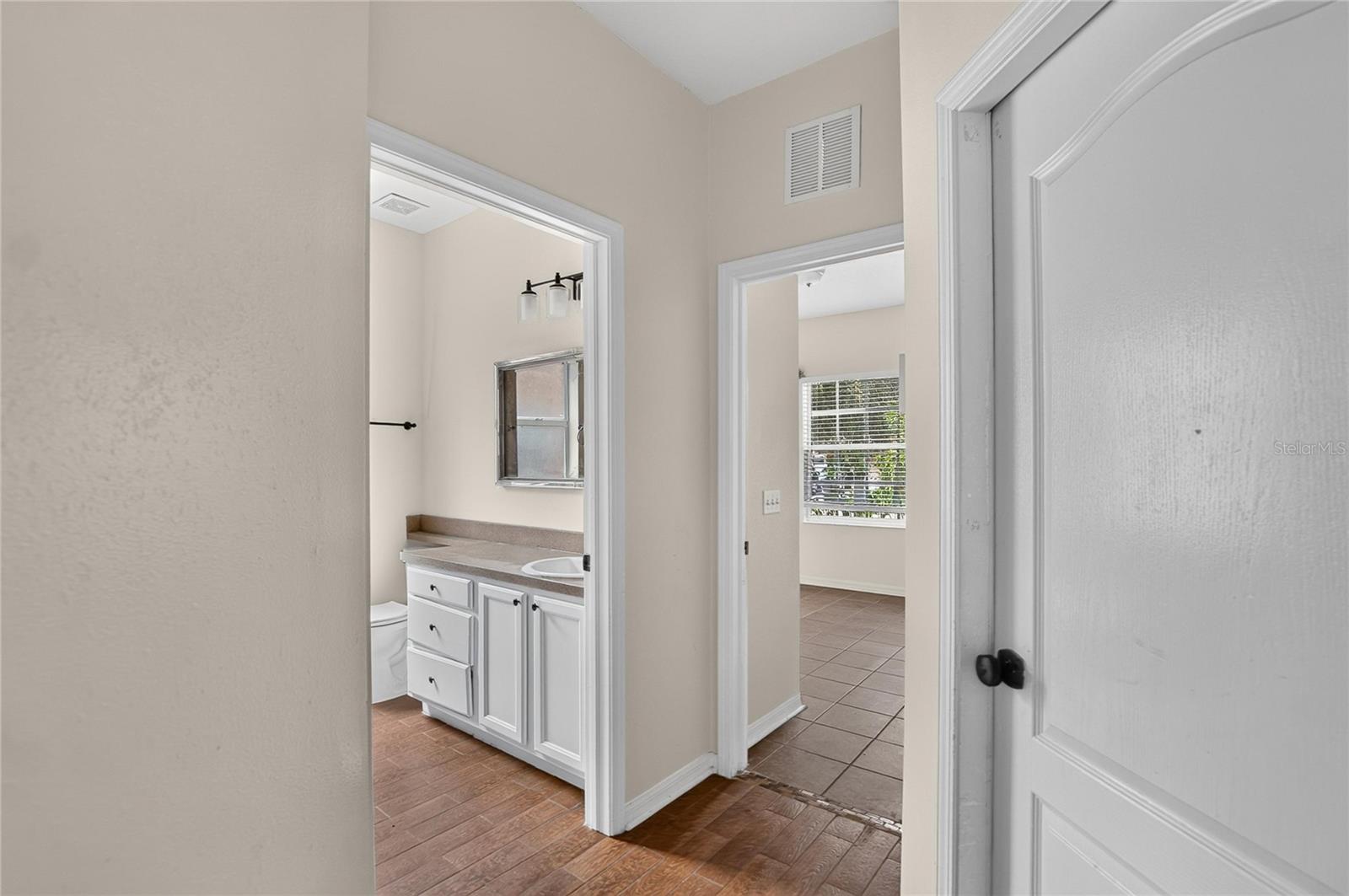 1824 ATLANTIC DR — photo 19
