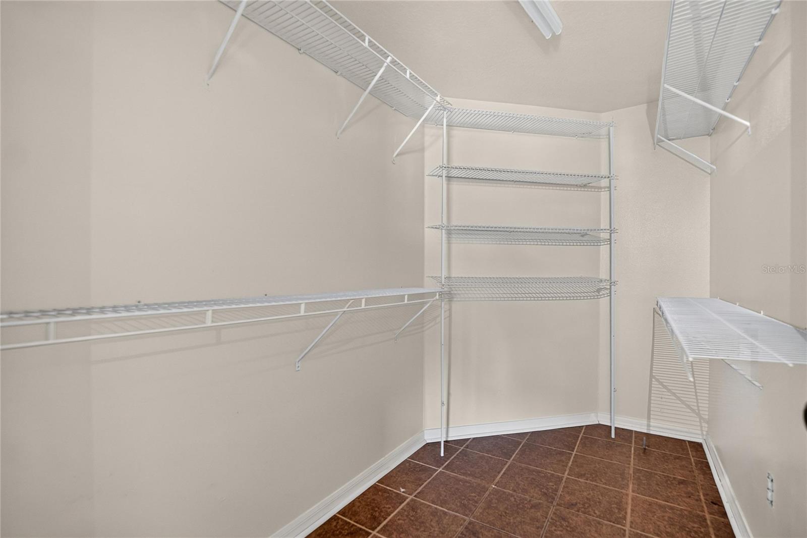 1824 ATLANTIC DR — photo 30